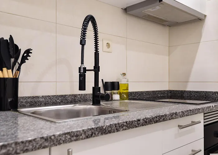 On Rua Da Alegria Bicas